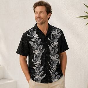 Mens Black White Tropical Rayon Button Down Shirt Small 34/36 NWT